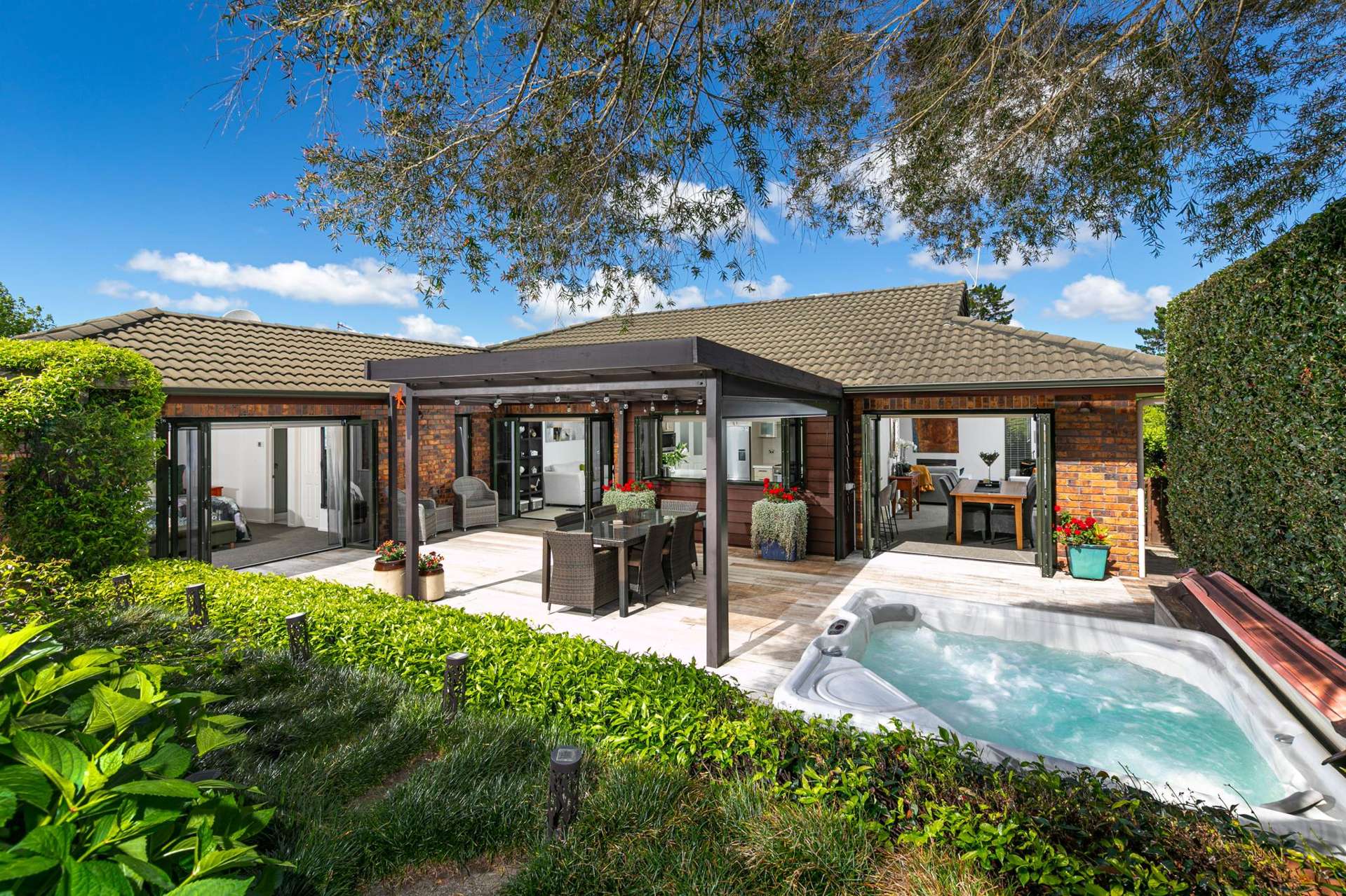 3 Admirals Court Drive Greenhithe_0