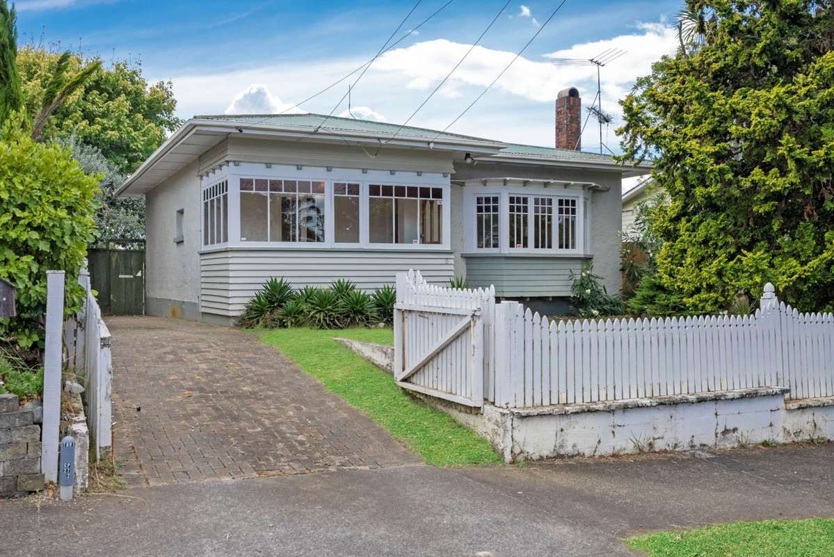 5 Riro Street | Point Chevalier | Auckland City | Houses for Sale - OneRoof