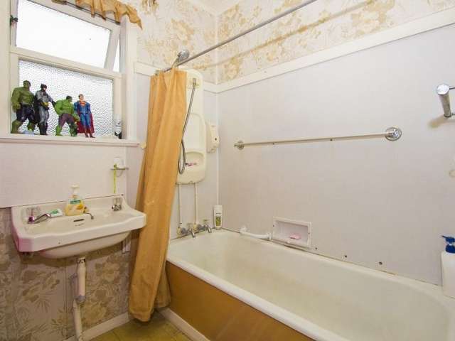 29 Wellington Road Wainuiomata_2