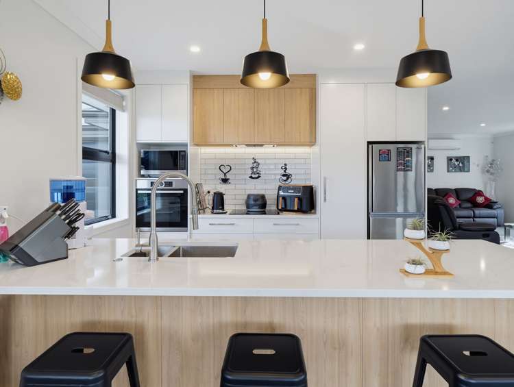 37 Daniel Place Kelvin Grove_11