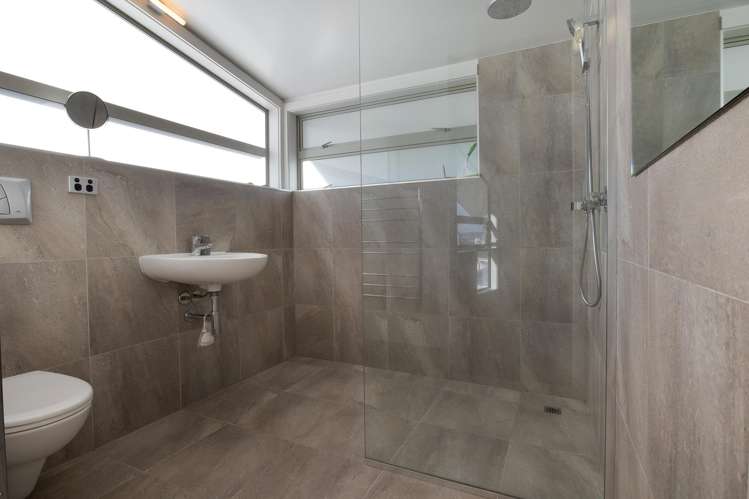 15 Hinemoa Street Birkenhead_11