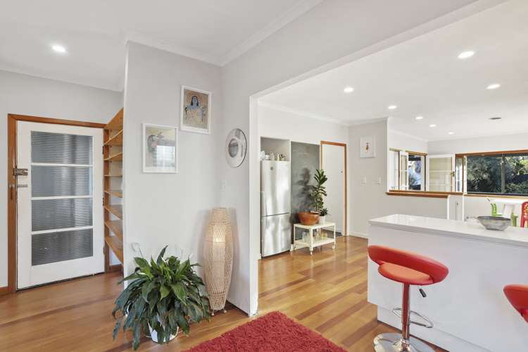 43 Atkinson Road Titirangi_6