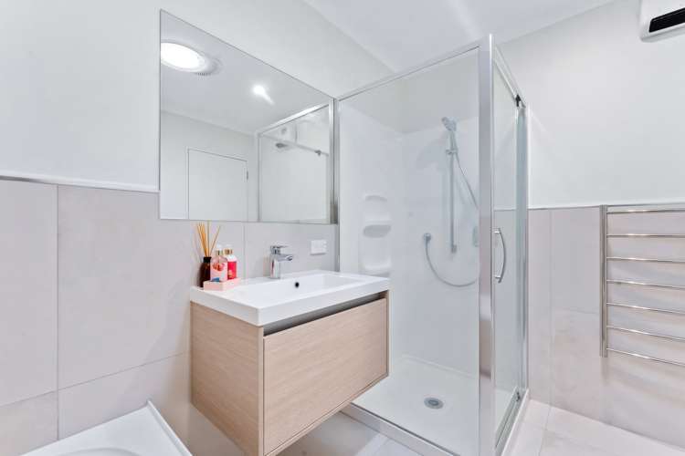 18 Haddington Drive Flat Bush_15