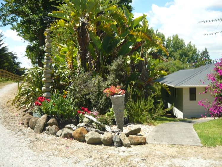 843 Whakapirau Road_0