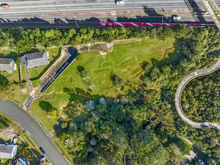 5, 7, 9, 11 and 13 Holmes Drive West Harbour_13