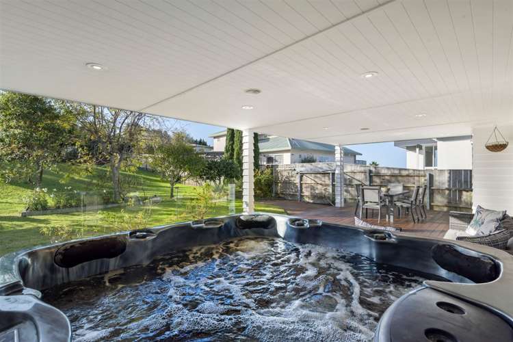 68 Hebron Road Waiake_14