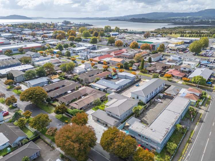 24 Eason Street Victoria_24