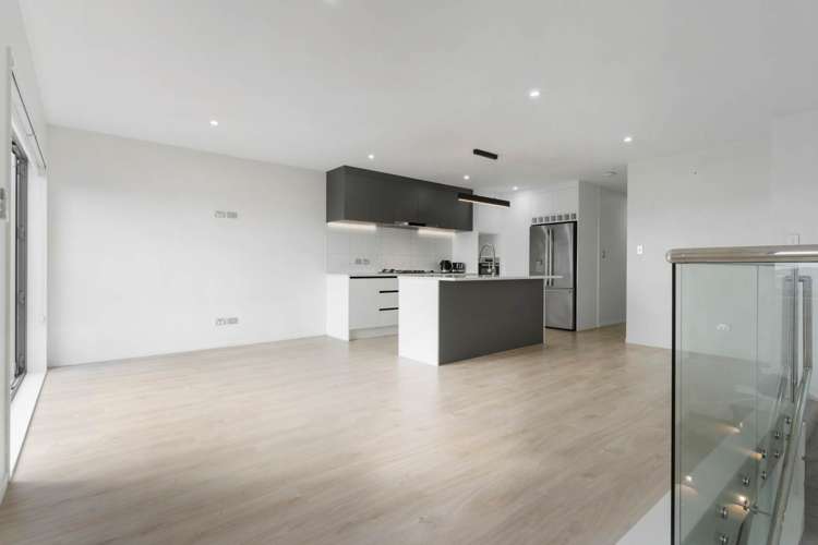 82 Joseph Street Flat Bush_6