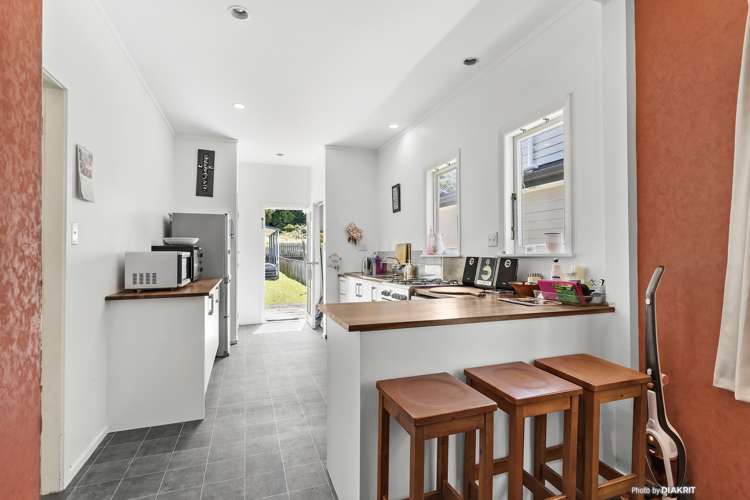 49 Tauhinu Road Miramar_6