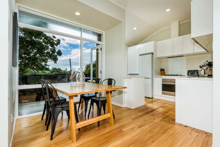 54 Braemar Road Castor Bay_6