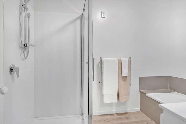 38 Eveleyn Couzins Avenue Richmond_11