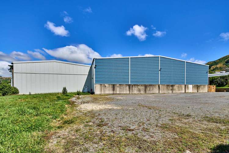 9-11 Matiu Close Elsdon_12