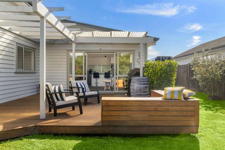 8 Sir Lincoln Drive Kumeu_24