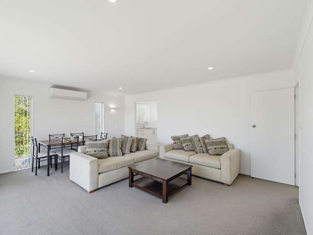 1/185 Geraldine Street Edgeware_4