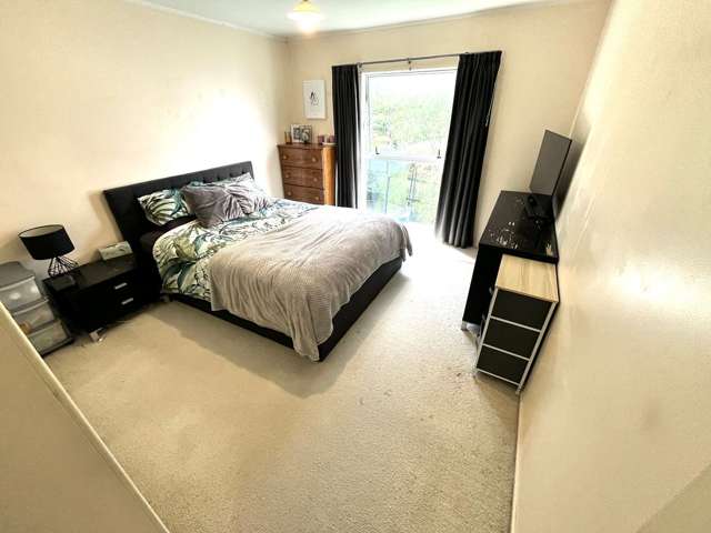 2/15A Heathglen Place Bayview_4