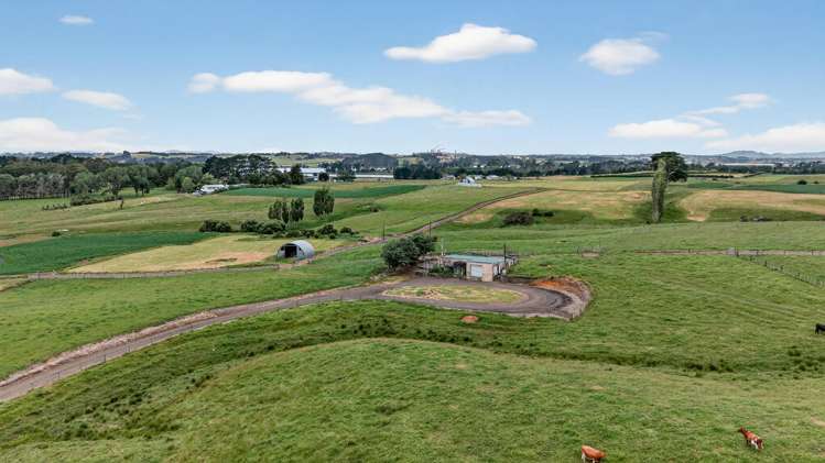 00 Awhitu Road Waiuku_4