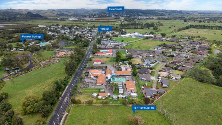 187 Parkhurst Road Parakai_1