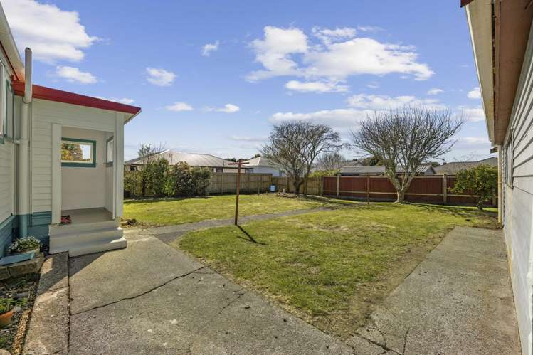 82 Orlando Street Stratford_20