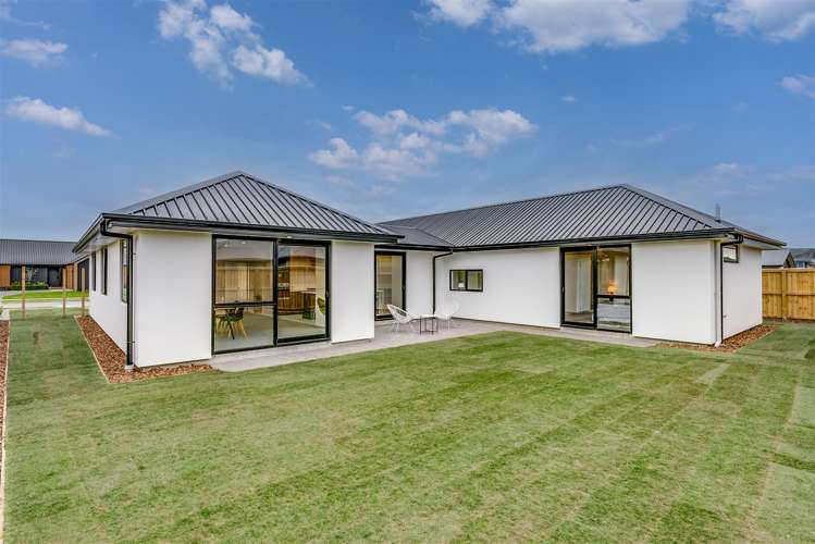 32 Oates Street Lincoln_25