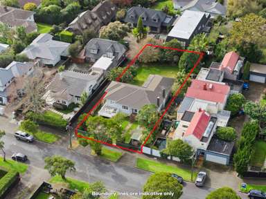 21 Waiatarua Road_1