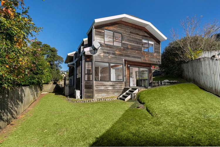 2/28 Unsworth Drive Unsworth Heights_29