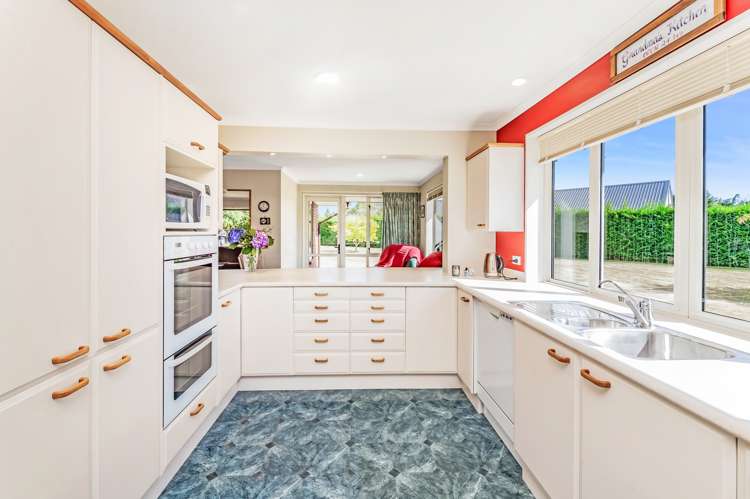 21 Churchlea Place Darfield_14