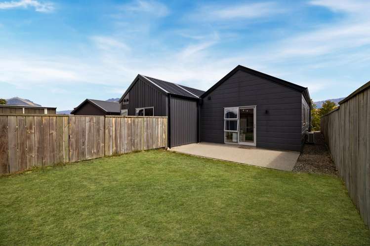 27 Bale Road Queenstown_20