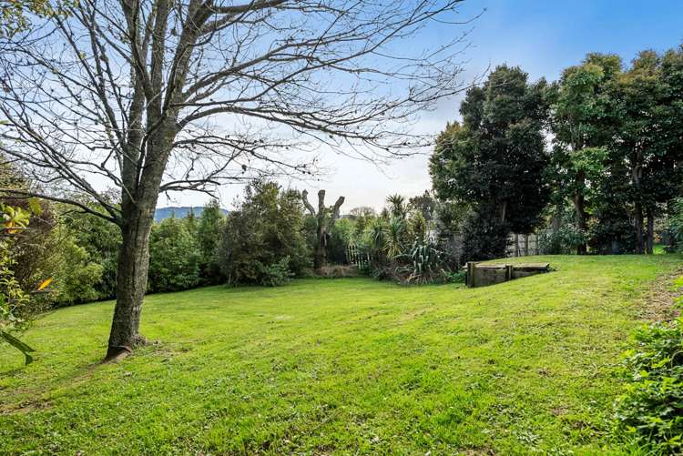 166 Glengarry Road Glen Eden_20