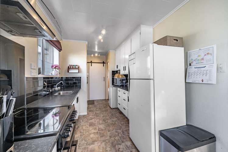 89 Waiau Crescent Kingswell_6