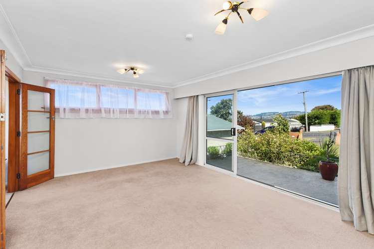 212 Highcliff Road Shiel Hill_7