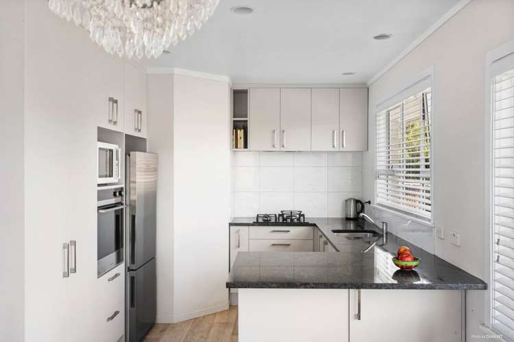 20 Olsen Avenue Hillsborough_7