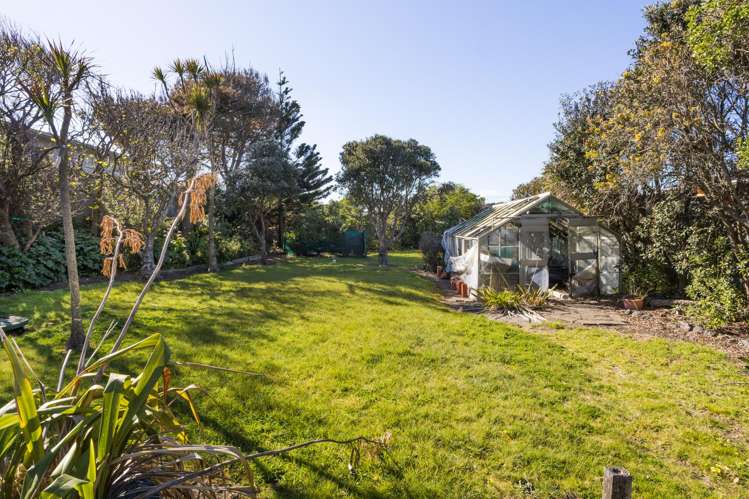 25 Raukawa Street Himatangi Beach_24