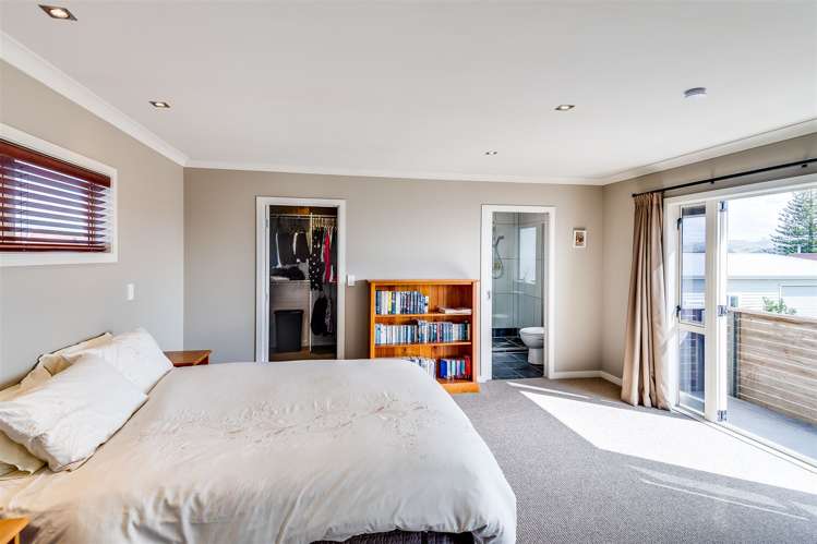 3 The Esplanade Westshore_16