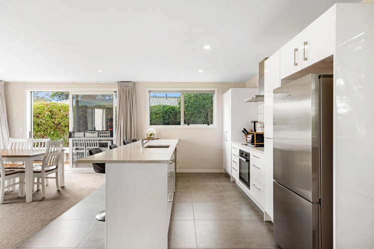 904a Harding Road Camberley_2