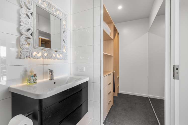 62 Te Awakura Terrace Mount Pleasant_23