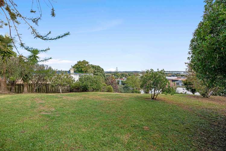 13 Awaroa Road Helensville_10