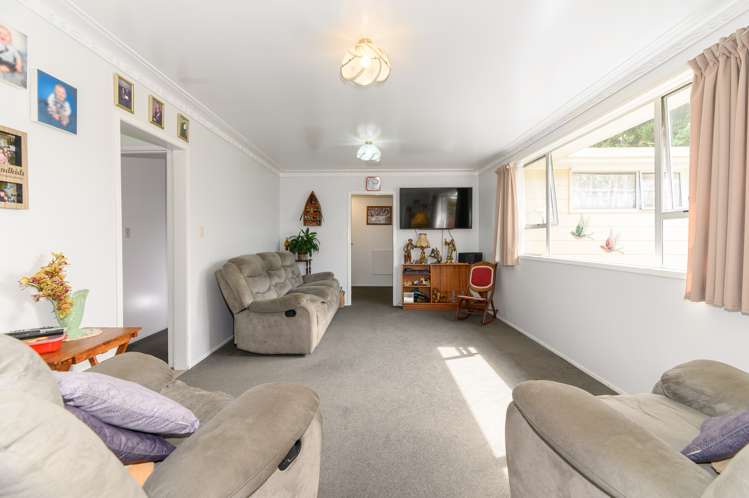 16 Pukeroa Place Papakura_5