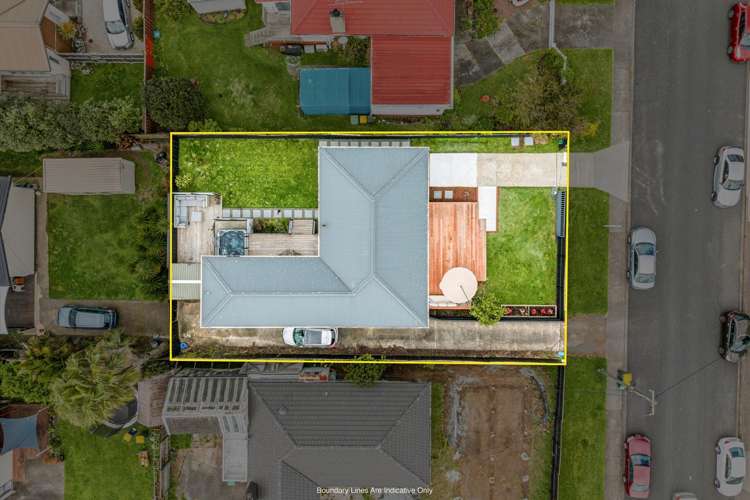 1/63 Lancaster Road Beach Haven_21