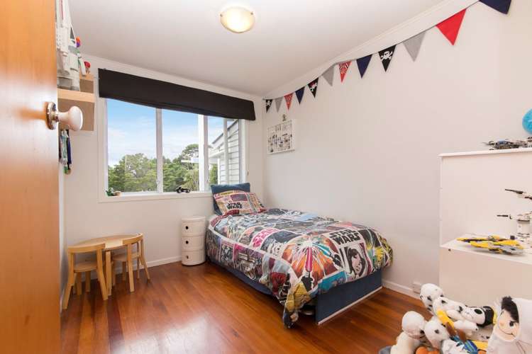 16 Tane Road Laingholm_12