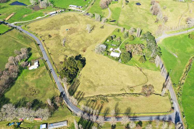 42 Jumna Road Maungaturoto_0