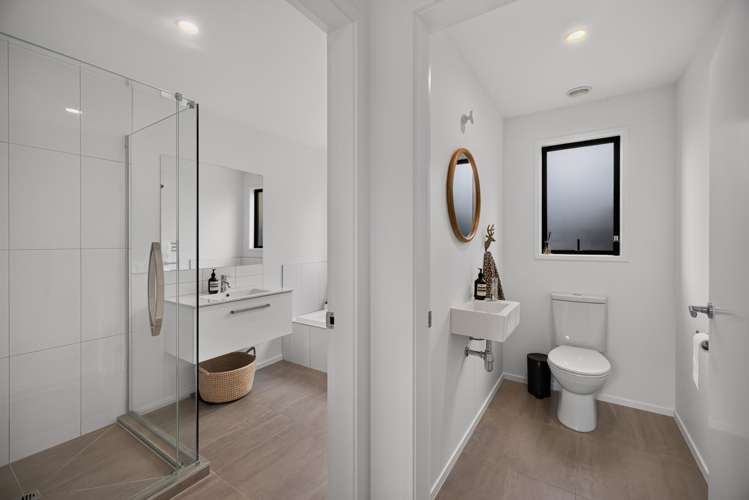 3 & 3A Marsden Place Lower Shotover_22