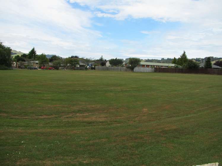 10 Walnut Place Mosgiel_17