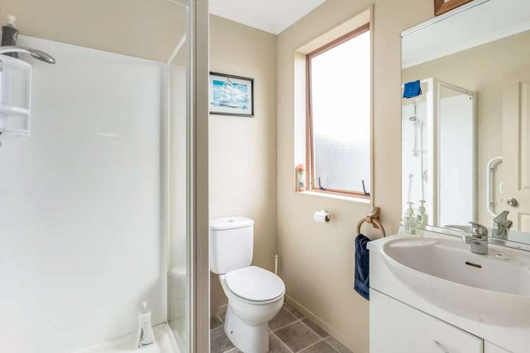 47 Cholmondeley Crescent Whitianga_13