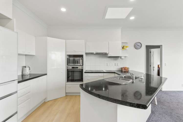 6 Sharples Place Somerville_10