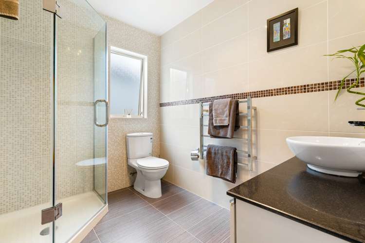 23 Huntington Park Drive Greenhithe_19