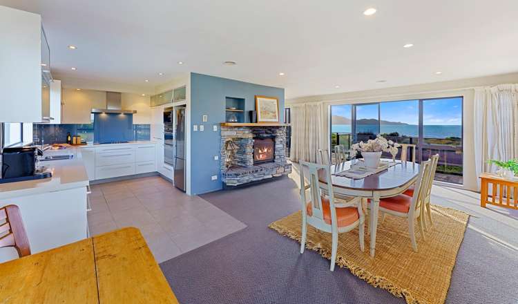 31 Oratia Street Waikanae Beach_4