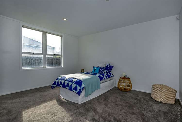 307 Main South Road Hornby_17