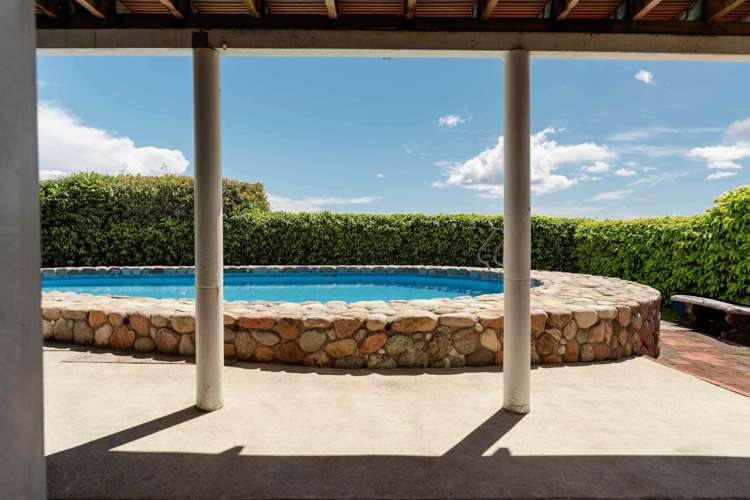 11 Tirinui Crest Road Otumoetai_17