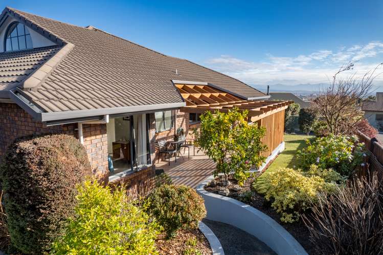 44 Olympus Way Richmond_13