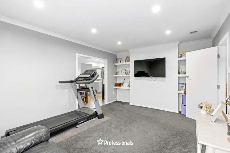 42 Mountbatten Grove Clouston Park_9